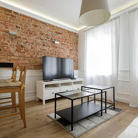 Central Wroclaw Apartment - City Center - Bright And Cozy - U11 מראה חיצוני תמונה