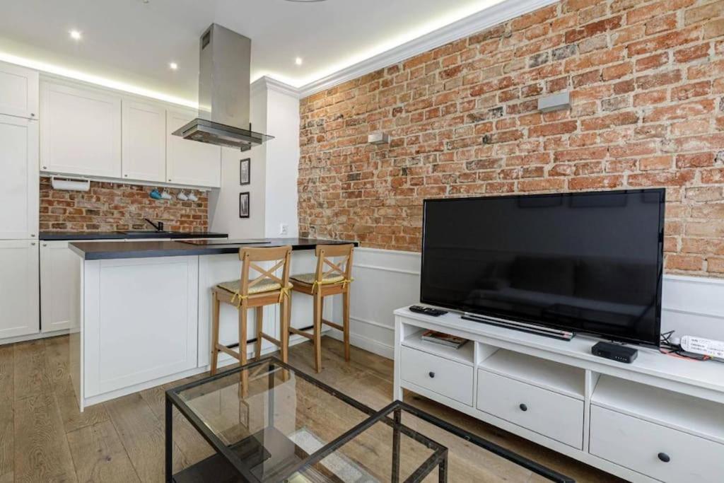 Central Wroclaw Apartment - City Center - Bright And Cozy - U11 מראה חיצוני תמונה