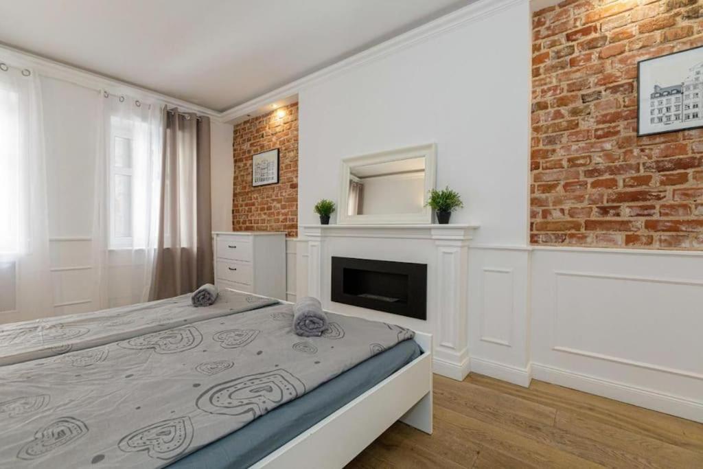 Central Wroclaw Apartment - City Center - Bright And Cozy - U11 מראה חיצוני תמונה